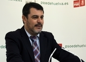 Ferrera (PSOE) cree que muchos partidos independientes 'se van a poner bajo el paraguas de Podemos o Ciudadanos'