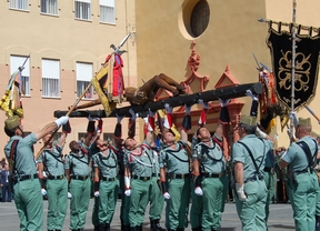 La Legión celebra el 50 aniversario de la talla del Cristo de la Buena Muerte  