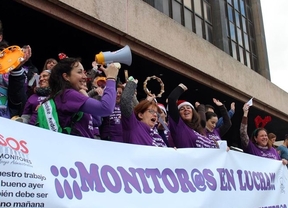 Protesta de monitores administrativos educativos en seis provincias