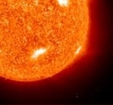 Un estudio encabezado por el Instituto de Astrofísica de Andalucía demuestra que las estrellas como el Sol también explotan al morir