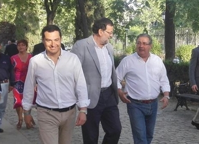 Rajoy pide a Sánchez y Díaz que telefoneen a Moreno para decirle si quieren "entendimiento" con el PP-A