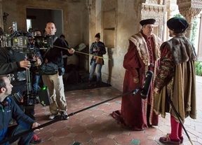 Un centenar de extras granadinos reviven la historia de Carlos V en la Alhambra y Granada