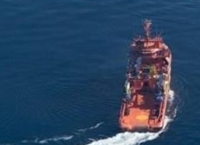 Localizada una patera con 14 magrebíes a bordo en aguas de Cabo de Gata