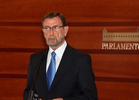 El presidente del Parlamento pide respeto a la separación de poderes