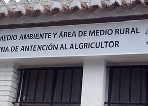 Faltas de ortografía en el letrero de una oficina municipal de Almuñécar