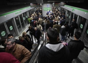 Concluye en Sevilla sin acuerdo la reunión del metro y este jueves arranca la primera jornada de huelga