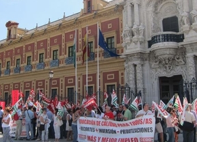 Protestan en San Telmo para exigir la restitución de derechos laborales y salariares en educación