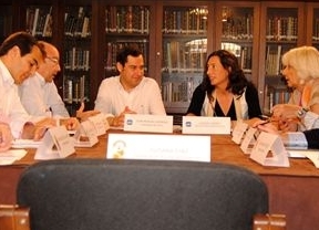 El PP-A anuncia una reunión de Moreno con alcaldes de las capitales, donde 