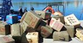 Detenidos los ocupantes de una embarcación con 3,2 toneladas de hachís en La Línea