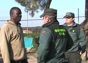 Imputadas 18 personas en Huelva por falsos documentos para inmigrantes