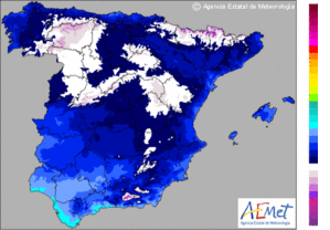 Cielos nubosos y temperaturas en descenso en Andalucía