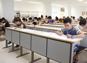 Cerca de 41.000 alumnos andaluces afrontan la selectividad
