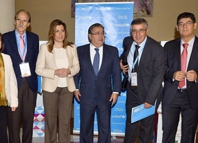 Díaz propone una gran alianza contra la pobreza en Andalucía