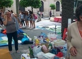 Los servicios sociales del Ayuntamiento de Sevilla contactan con las familias para volver a evaluarlas