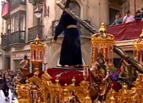 Sevilla: Una 'Madrugá' plena de emoción y fervor