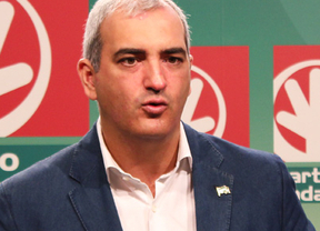 Ruiz (PA) presentó su dimisión tras el 22M pero no se aceptó al considerarse que 'no era un problema de personas