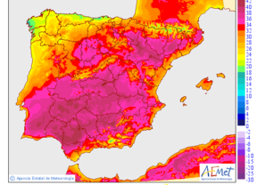 Temperaturas de 40 grados en valle del Guadalquivir y levante fuerte Estrecho
