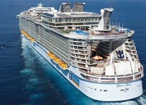 El 'Oasis of the Seas', el crucero más grande del mundo, llegará este jueves a Málaga