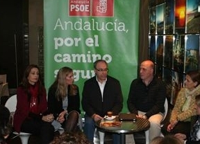 El PSOE-A anuncia una campaña contra la ley por ser "retrógrada, restrictiva y cruel con las mujeres"