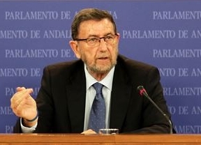 Gracia afea el 'desprecio' de Moreno al Parlamento
