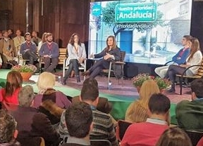 Báñez afirma que Andalucía ha de ser 'motor' de la recuperación y aboga por las reformas y la estabilidad