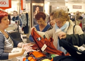 Los andaluces gastarán 74 euros de media en las rebajas de invierno