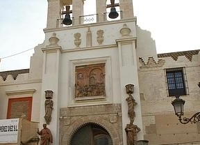 La puerta del Perdón de la Catedral de Sevilla recupera su esplendor