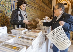 Zoido destaca la apertura de la 'Exposición de Dulces de Conventos' en Sevilla con la que se "dinamiza el comercio"