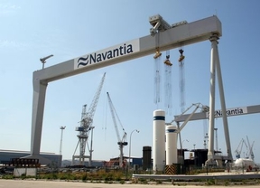 El astillero de Cádiz comienza los trabajos en uno de los cruceros que reparará hasta final de año