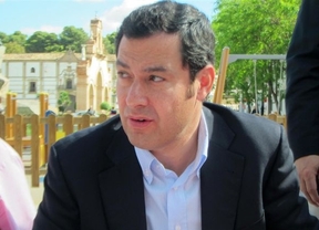 Moreno cree que "el PSOE-A compraba favores e influencias" para ganar elecciones