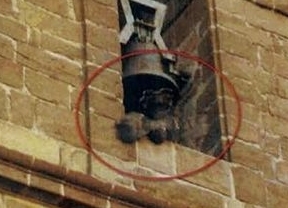 Solicitan a la Junta que "prohíba expresamente" el lanzamiento de una pava desde el campanario de Cazalilla