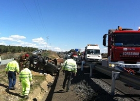 Cinco fallecidos en las carreteras andaluzas en la operación especial 'Semana Santa 2012'