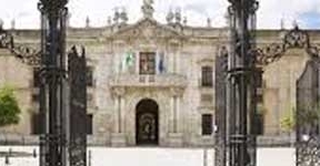 El PP critica los 4.500 profesores universitarios despedidos en Andalucía
