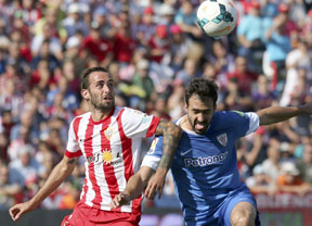 El Almería cumple (0-0) frente al Athletic y se salva