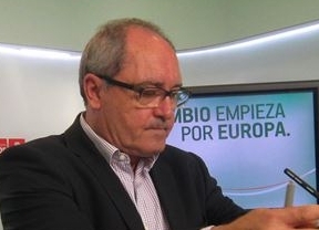 Cornejo aconseja a Moreno más "seriedad" en su trabajo como líder de la oposición y que abandone "planes estrafalarios"