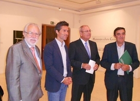 El Museo Provincial de Huelva acoge una exposición homenaje a Julio Cortázar en el cincuentenario de 'Rayuela'
