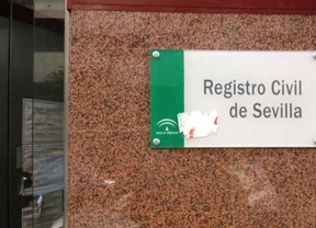 El Registro Civil de Sevilla no emite certificados por falta de papel 