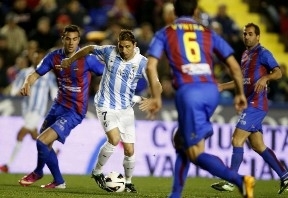 Isco asienta al Málaga en puestos 'Champions'