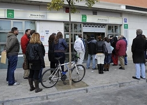 Andalucía repite en el tercer trimestre como región con más peso de hogares con todos sus activos en paro