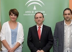 La Junta creará oficinas para fomentar los productos andaluces en pequeños comercios