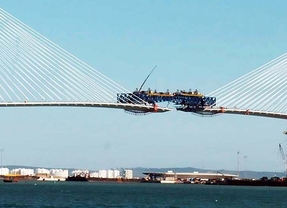 González (Podemos) considera que el segundo puente  de Cádiz "es innecesario" y que "va a añadir problemas de circulación"