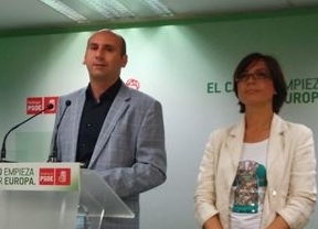 El PSOE-A insiste en que el "compromiso" de Susana Díaz es con los andaluces como presidenta de la Junta