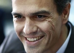Pedro Sánchez supera los 10.000 avales en Andalucía