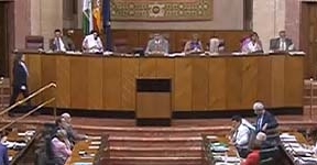 El Parlamento solo ha contestado una preguntas de iniciativa ciudadana en lo que va de legislatura