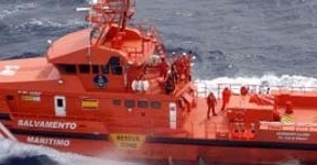 Interceptada una patera con 19 inmigrantes en la costa de Málaga