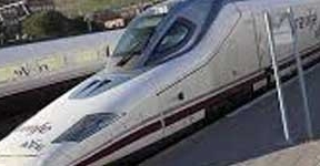 Renfe ofrece 133.400 plazas para viajar a Andalucía en trenes AVE de larga distancia en el puente de mayo