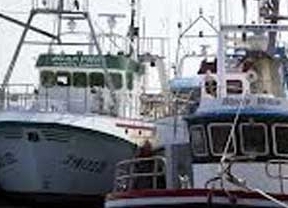 Más de diez barcos de Barbate no pueden pagar las licencias para faenar en Marruecos