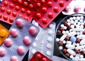 La Junta selecciona 12 laboratorios para la tercera subasta de medicamentos
