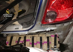 Detenido en Tarifa el conductor de un vehículo con 428 kilos de hachís ocultos en su interior