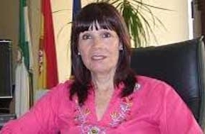 Micaela Navarro responde al PP-A que Díaz "no necesita ningún embajador para reunirse con alcaldes"